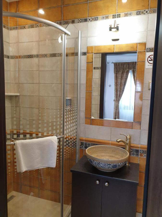 Kastelykert Fogado Hotel Сегед Екстериор снимка