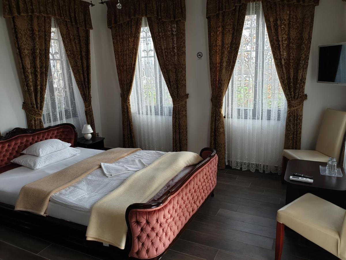 Kastelykert Fogado Hotel Сегед Екстериор снимка